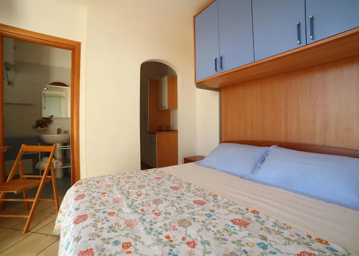 'aphrodite A' In Strandnaehe By Interhome *