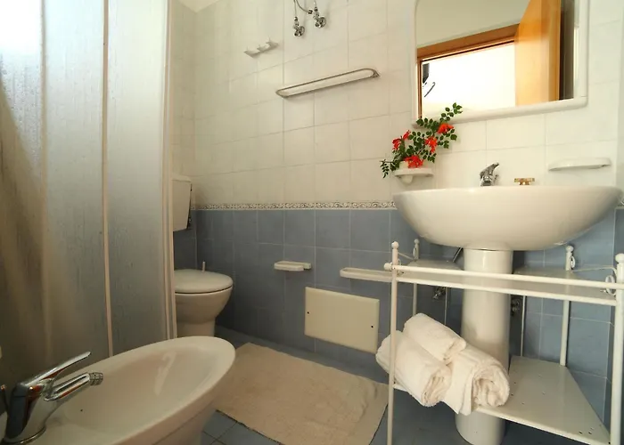 Appartement 'aphrodite A' In Strandnaehe By Interhome *